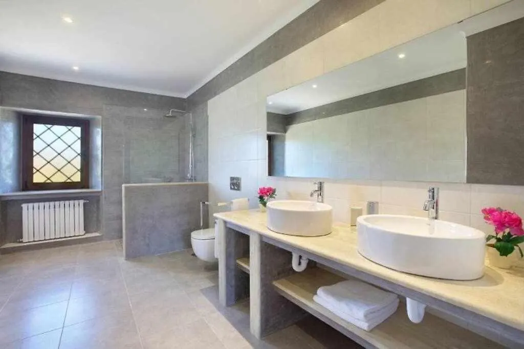 Chalet Villa Para 10 Personas Con Bbq Piscina Y Terraza S'Horta Spain
