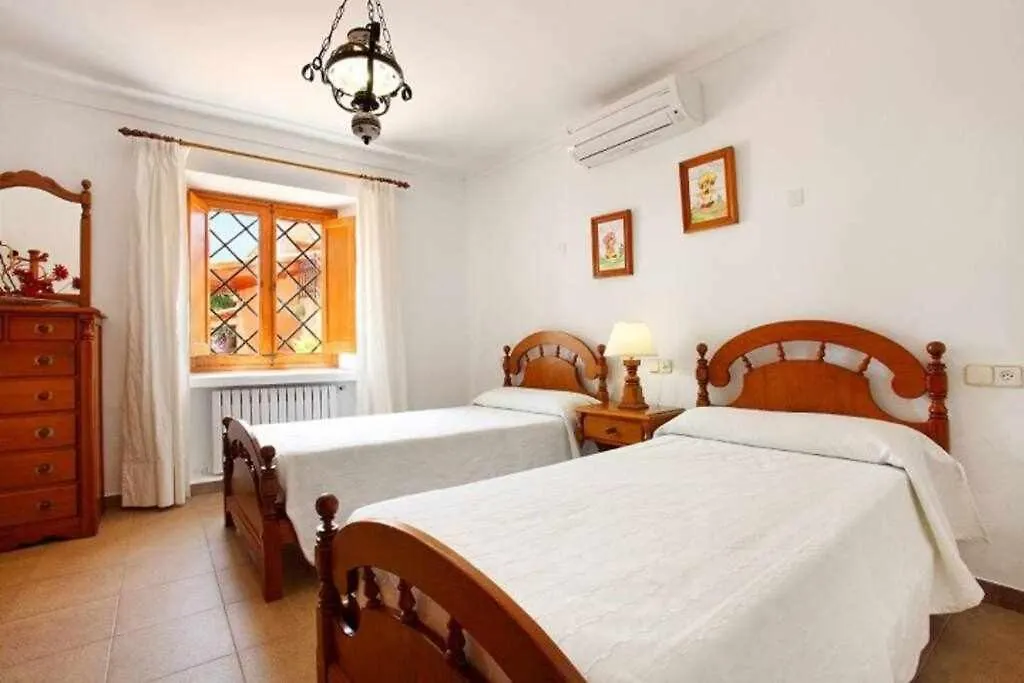 Chalet Villa Para 10 Personas Con Bbq Piscina Y Terraza S'Horta Spain